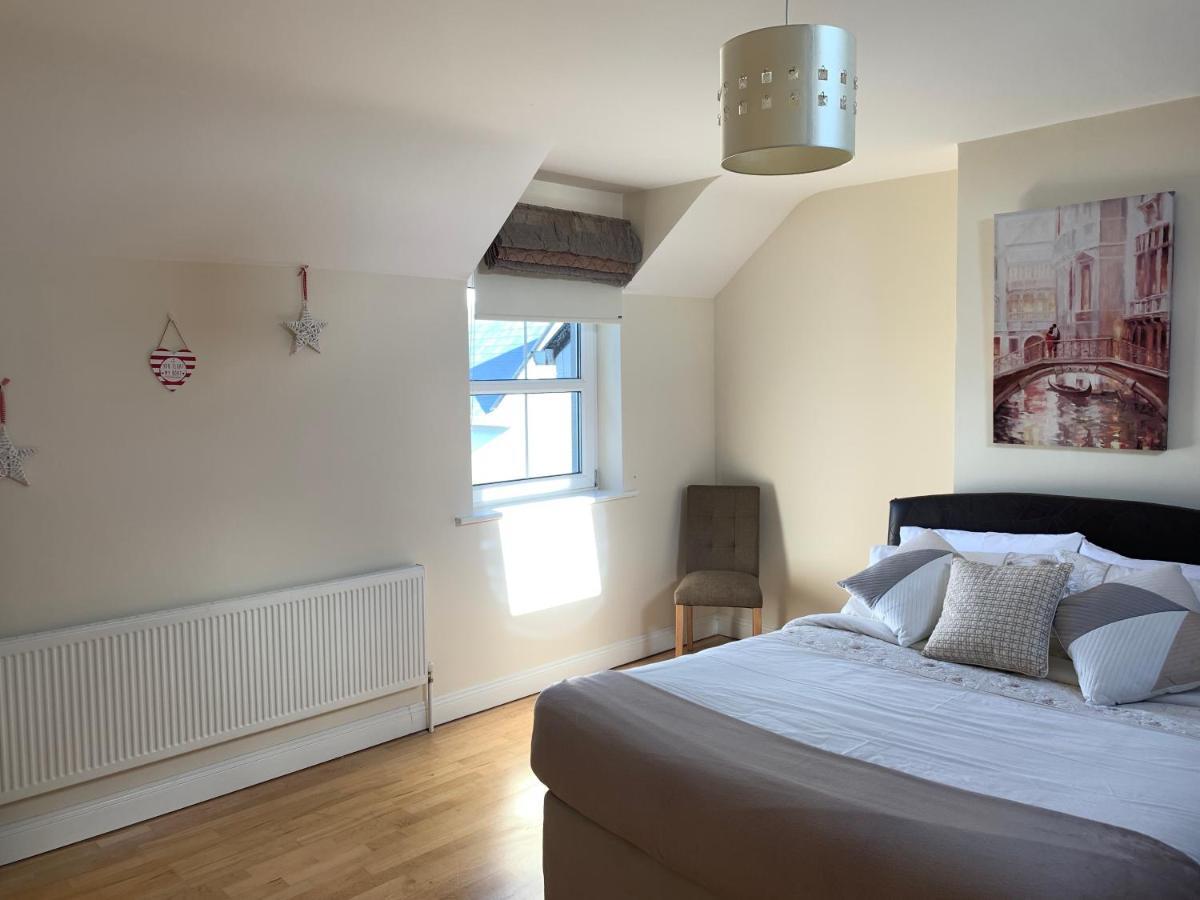 Seascape On The Edge Of Town: 4 Beds All Ensuite. Belmullet Dış mekan fotoğraf