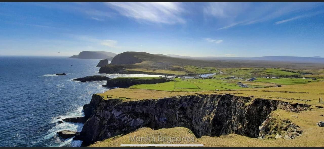 Seascape On The Edge Of Town: 4 Beds All Ensuite. Belmullet Dış mekan fotoğraf